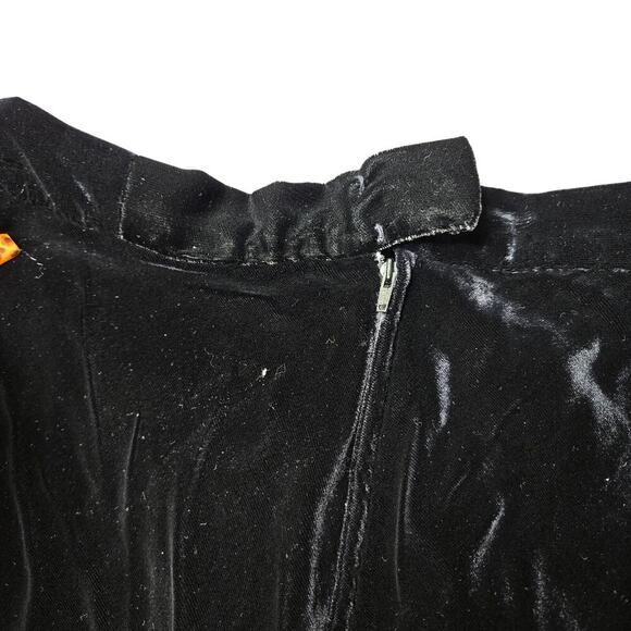 Valentino Boutique Vintage Black Midi Velvet Skirt - Picture 5 of 5